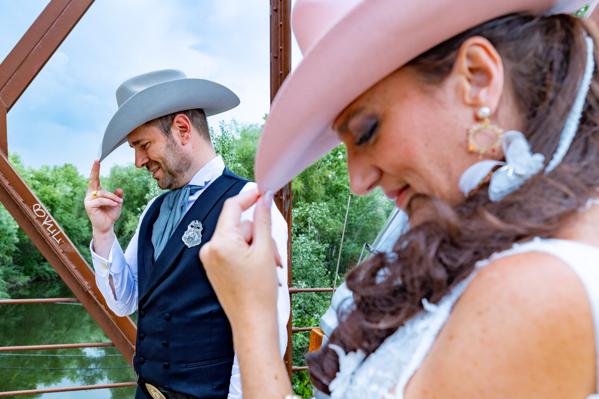 ESTEBAN Y CAROLYN